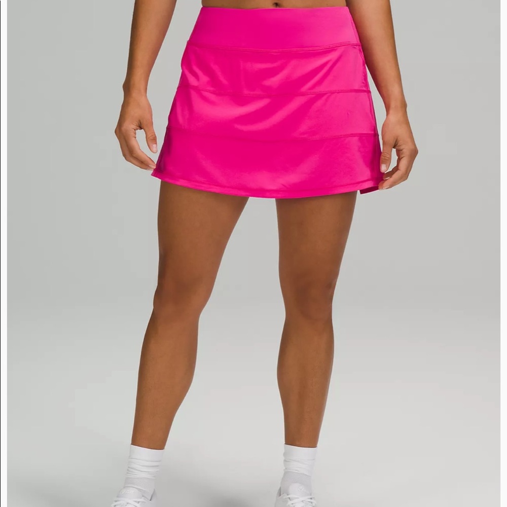 Sonic pink Lululemon pace rival skirt size 6 tall